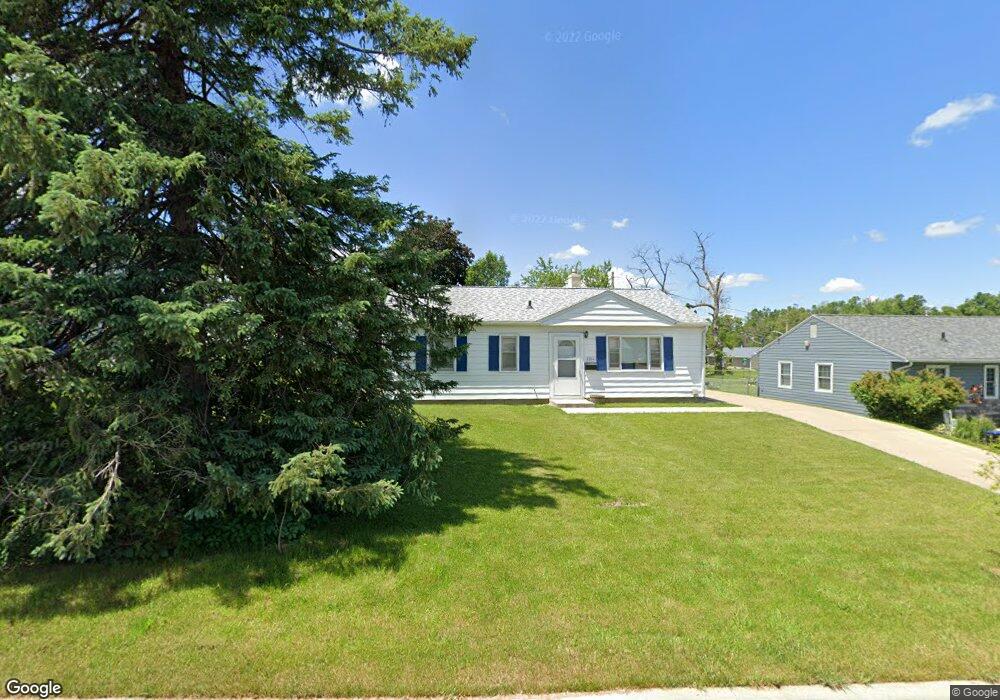 2206 9th Ave SW, Cedar Rapids, IA 52404 - photo 1