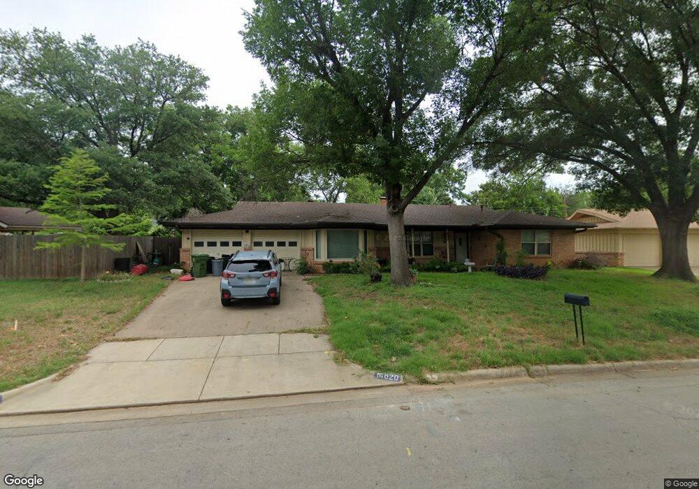 620 Cullum Ave, Hurst, TX 76053 - photo 1