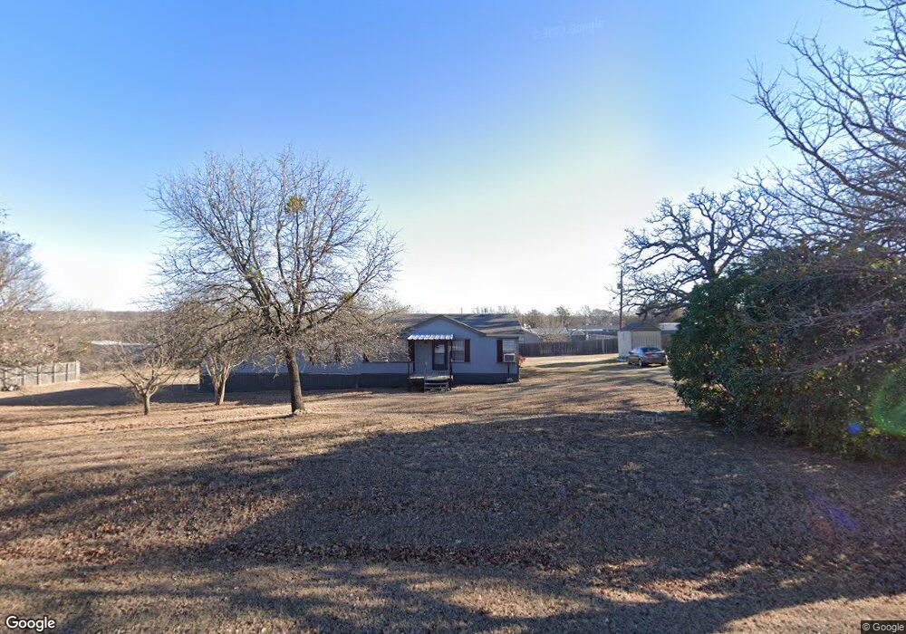 319 Briar Oaks Dr, Azle, TX 76020 - photo 1