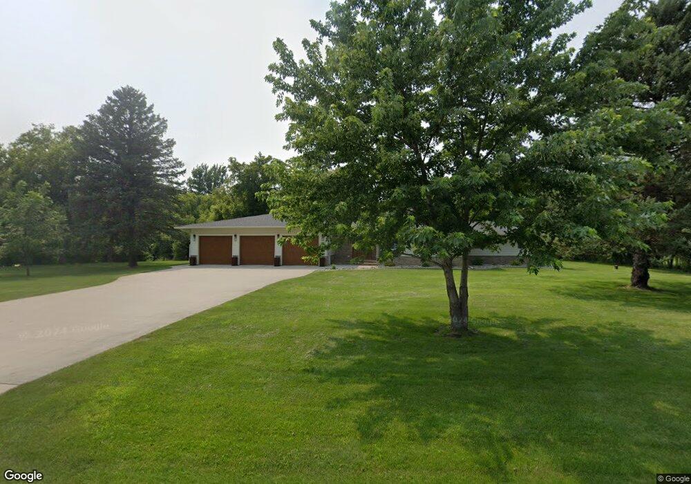 613 7th Ave SW, Jamestown, ND 58401 - photo 1