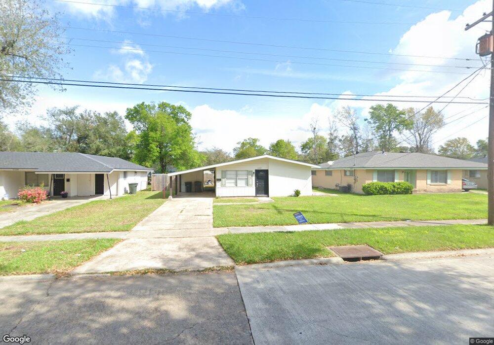 2213 13th St, Lake Charles, LA 70601 - photo 1
