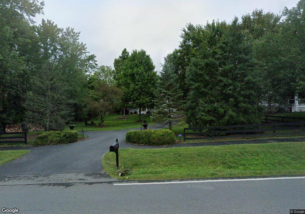 201 E A St, Purcellville, VA 20132 - photo 1