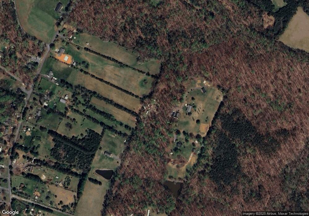 5436 Dog Patch Ln, Rhoadesville, VA 22542 - photo 1