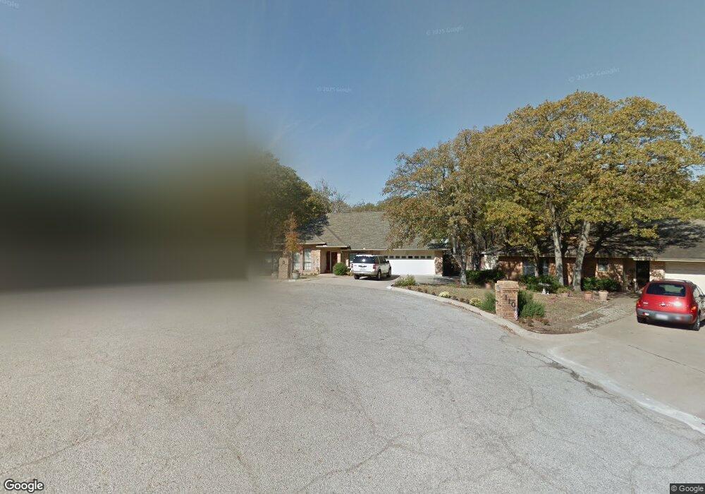 112 Yorkshire Ct, Weatherford, TX 76086 - photo 1