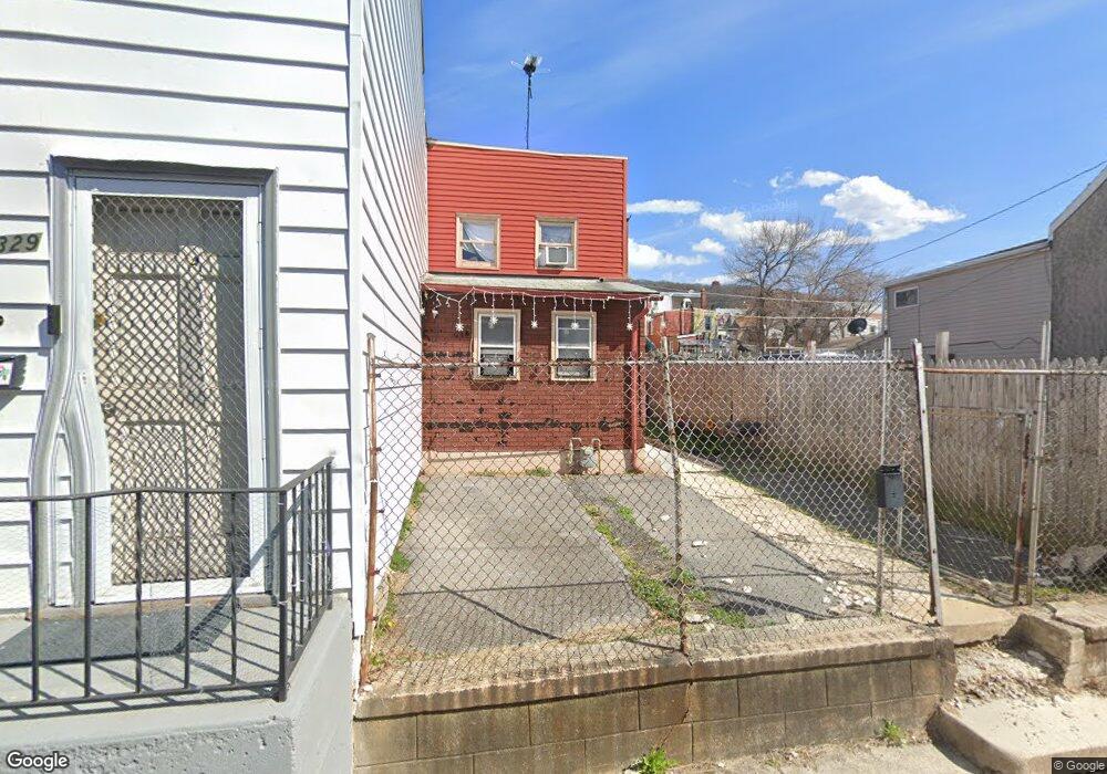 327 Mulberry St, Reading, PA 19604 - photo 1