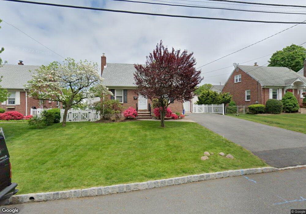 5 Crest Dr S, Cresskill, NJ 07626 - photo 1