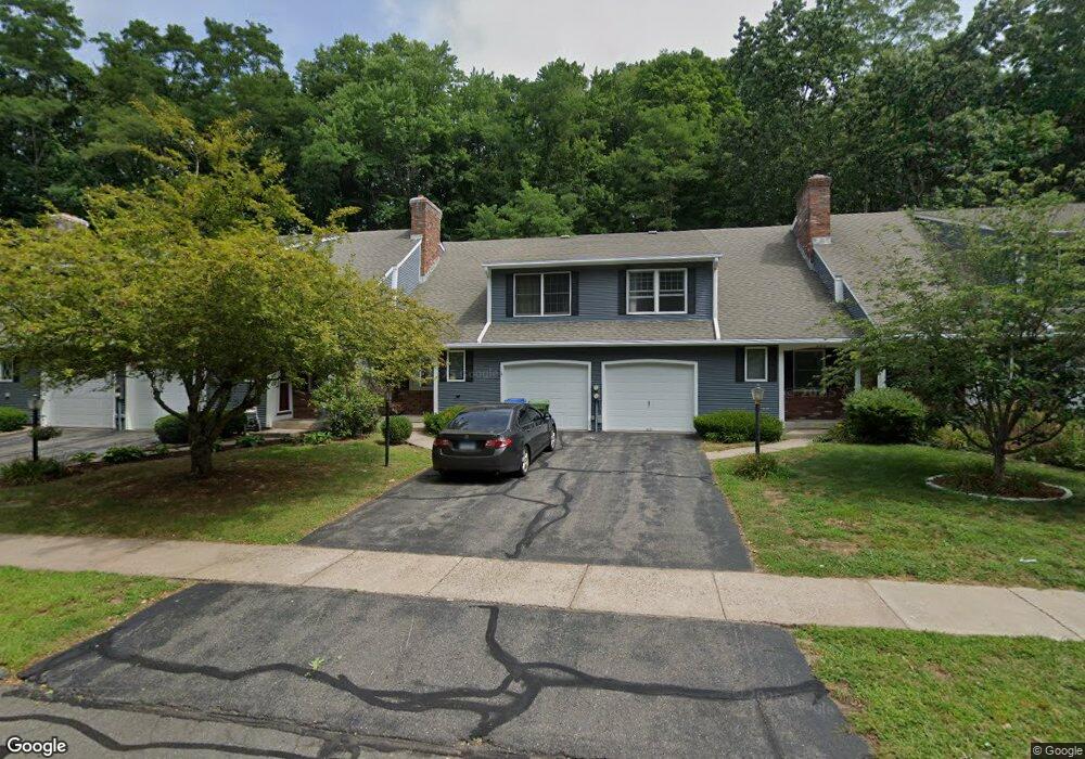 210 Eastwood Cir, Windsor, CT 06095 - photo 1