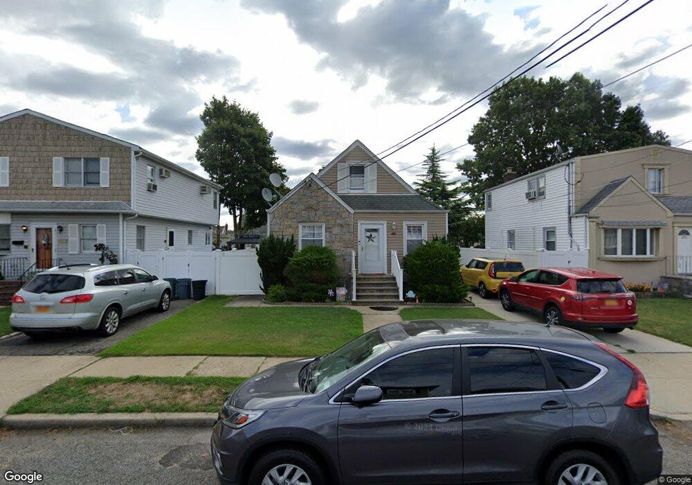 281 Ribbon St, Franklin Square, NY 11010 - photo 1