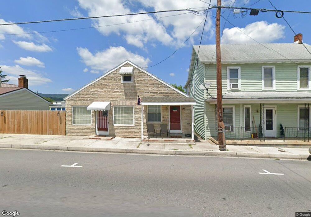 230 Cumberland St, Clear Spring, MD 21722 - photo 1