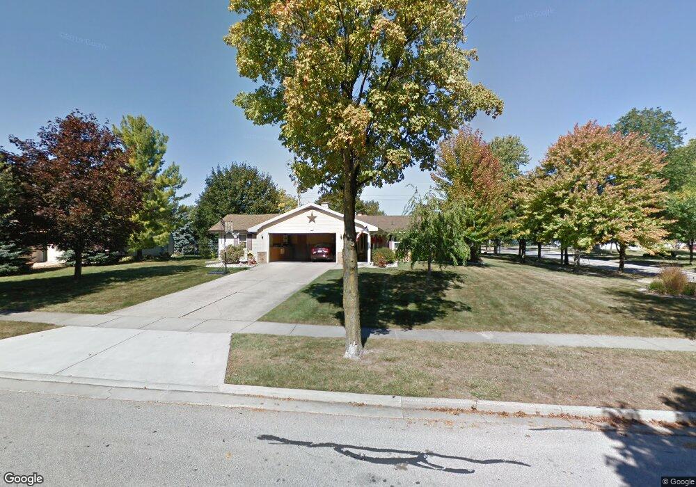 612 Willow Ln, Frankenmuth, MI 48734 - photo 1