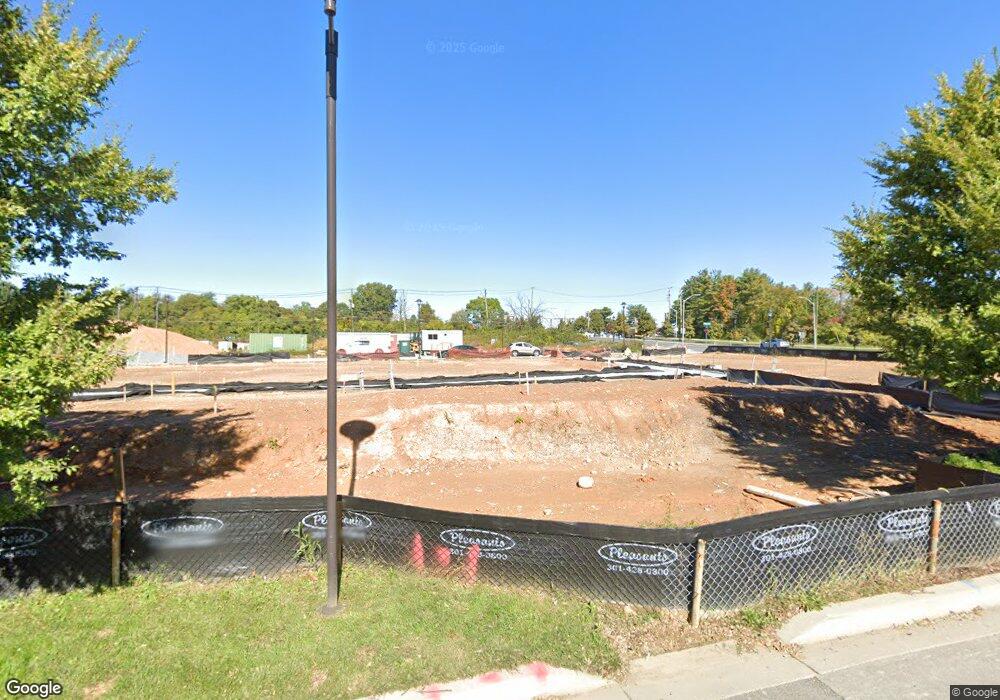 8049 Flatbush St, Derwood, MD 20855 - photo 1