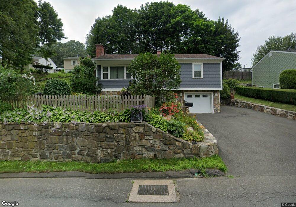 34 Cross St, Danbury, CT 06810 - photo 1