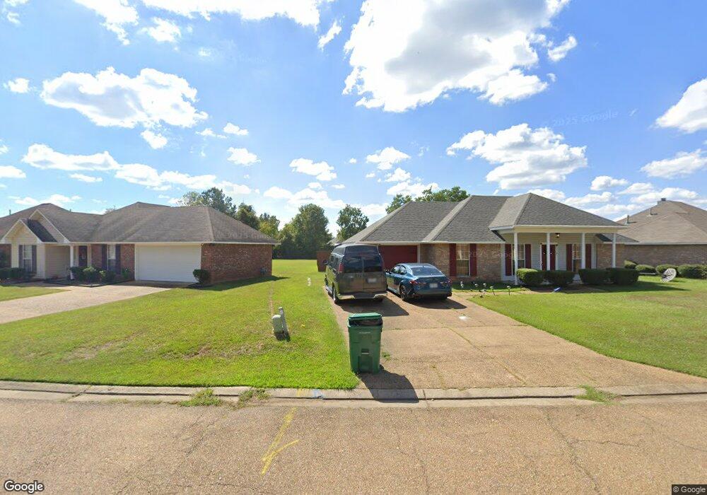 1013 Bullrun Dr, Byram, MS 39272 - photo 1