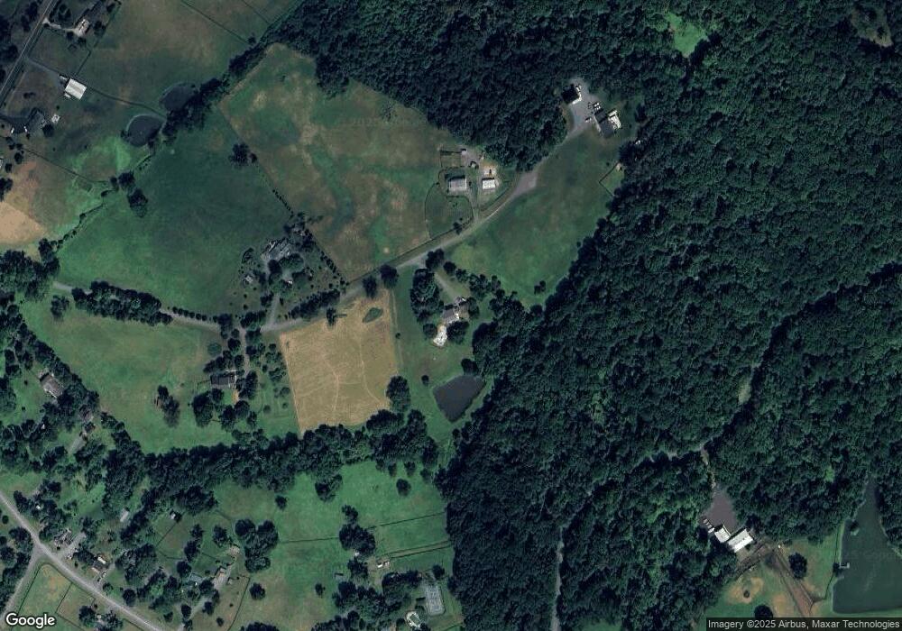 8431 Red Fox Ln, Warrenton, VA 20186 - photo 1