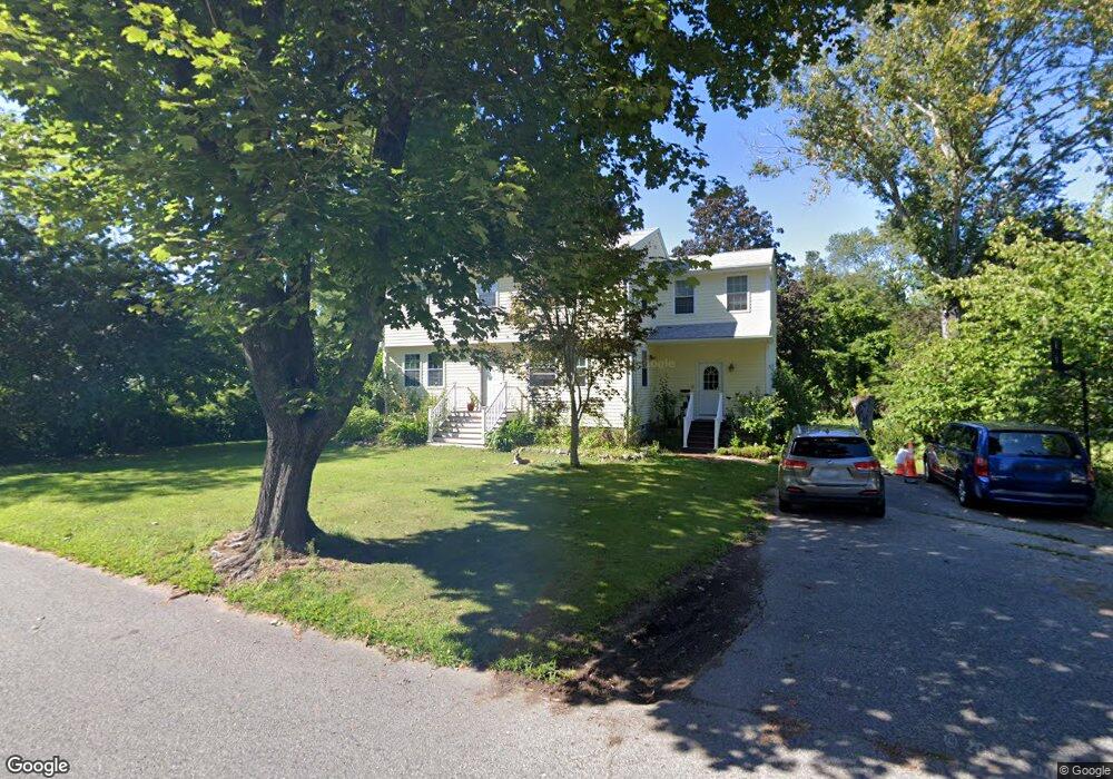 4 Colonial Ave, Barrington, RI 02806 - photo 1