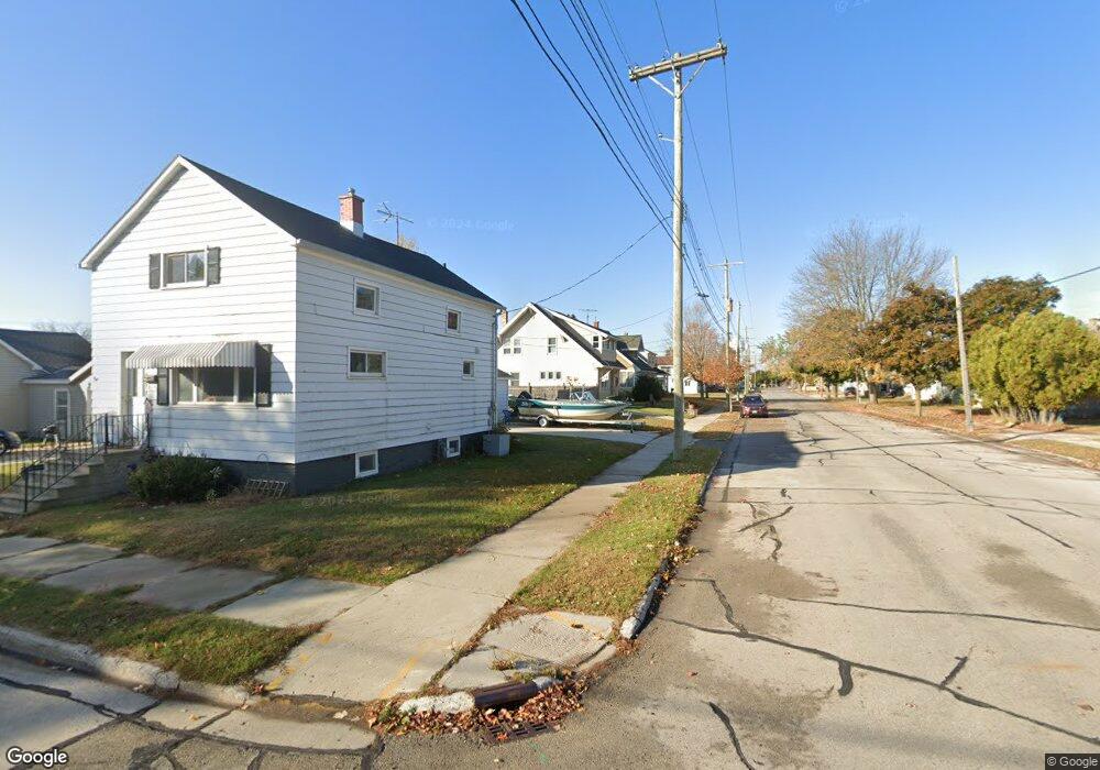 2113 13th St, Two Rivers, WI 54241 - photo 1