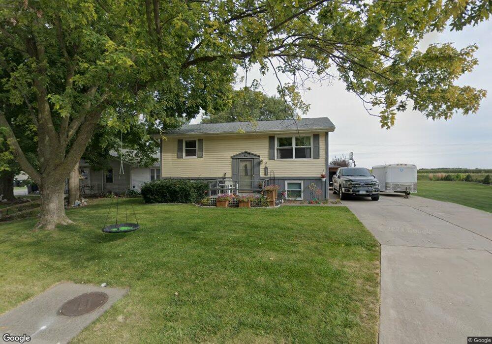 410 E Railroad St, Wayland, IA 52654 - photo 1