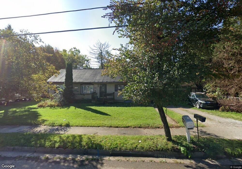 937 Reo Rd, Lansing, MI 48910 - photo 1