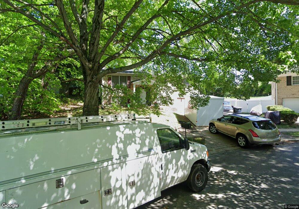 5730 Joan Ln, Temple Hills, MD 20748 - photo 1