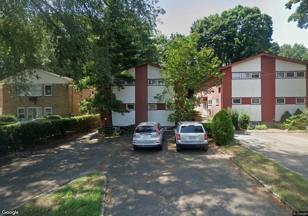 39 Dunes Ln unit A, Port Washington, NY 11050 - photo 1