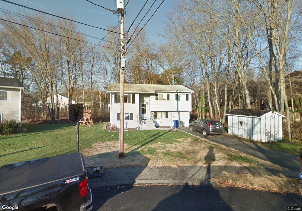 11 Three Seasons Ct, Norwalk, CT 06851 - photo 1