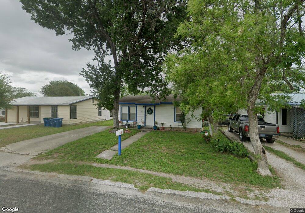 1804 N Washington St, Beeville, TX 78102 - photo 1