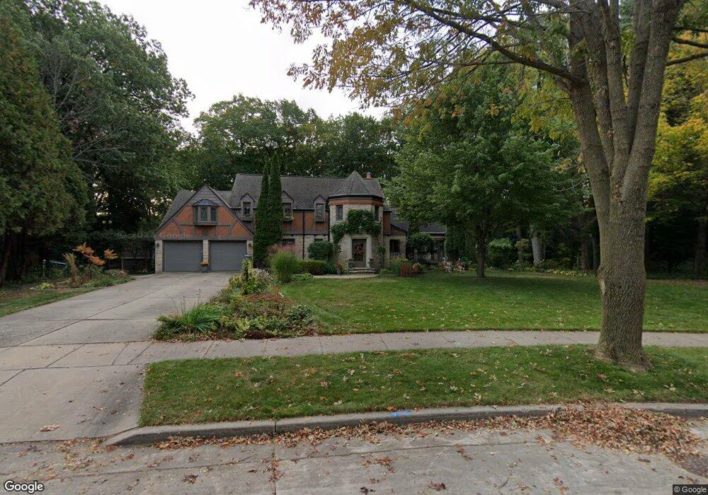 236 River Dr, Appleton, WI 54915 - photo 1