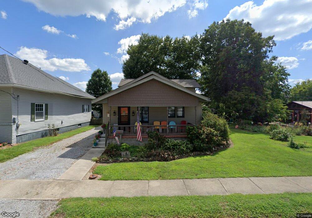 17 W Midkiff St, Harrisburg, IL 62946 - photo 1