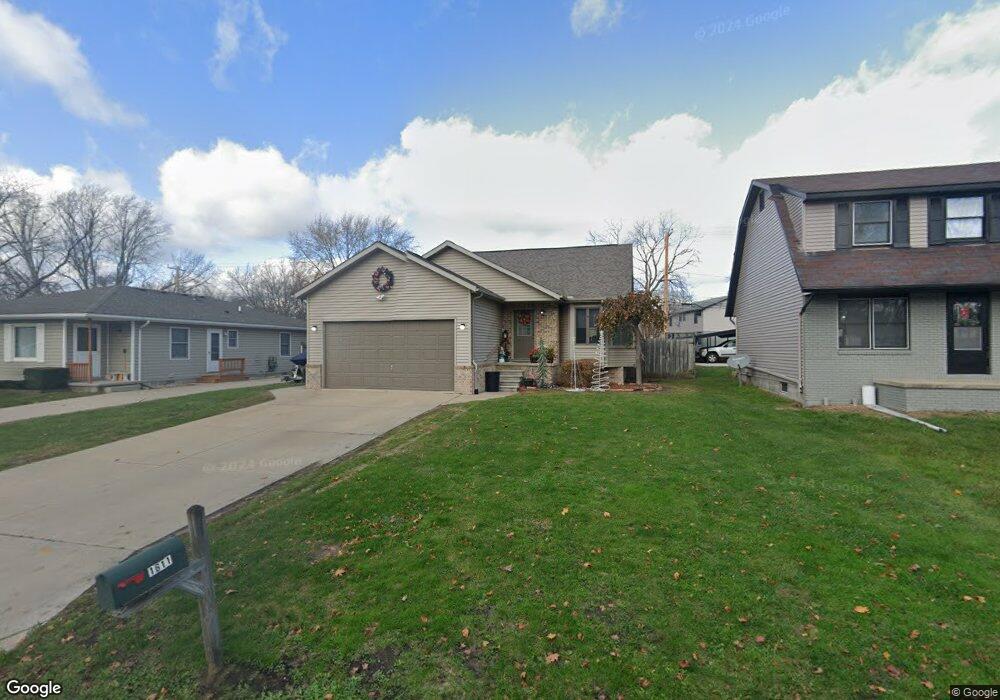 1611 Continental Ct, Port Huron, MI 48060 - photo 1