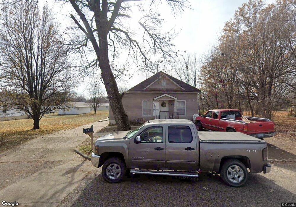 1414 Briggs Ave, Parsons, KS 67357 - photo 1