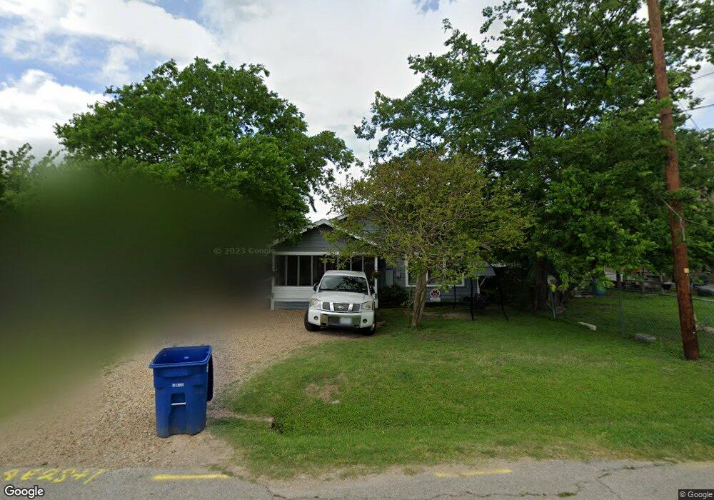 204 E Decatur St, Ennis, TX 75119 - photo 1