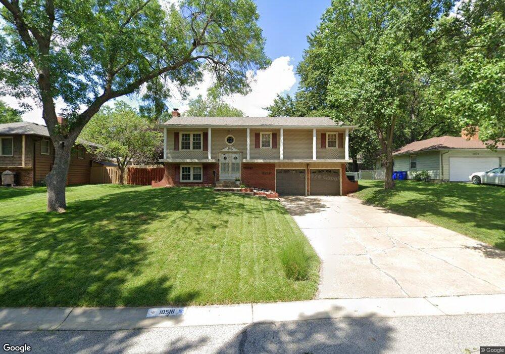 10516 W 69th Terrace, Shawnee, KS 66203 - photo 1