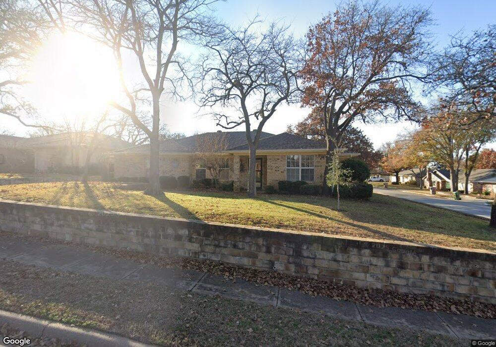 1700 Indian Oaks Ct, Bedford, TX 76021 - photo 1