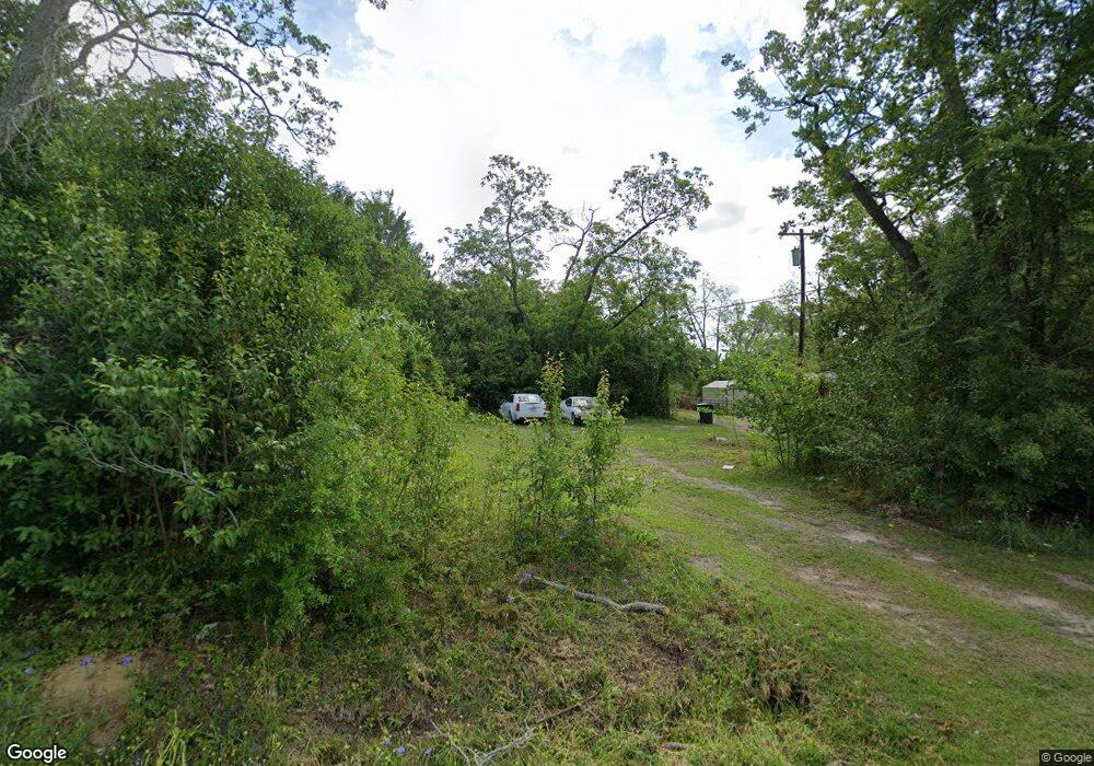 309 N Thomas St, Fitzgerald, GA 31750 - photo 1