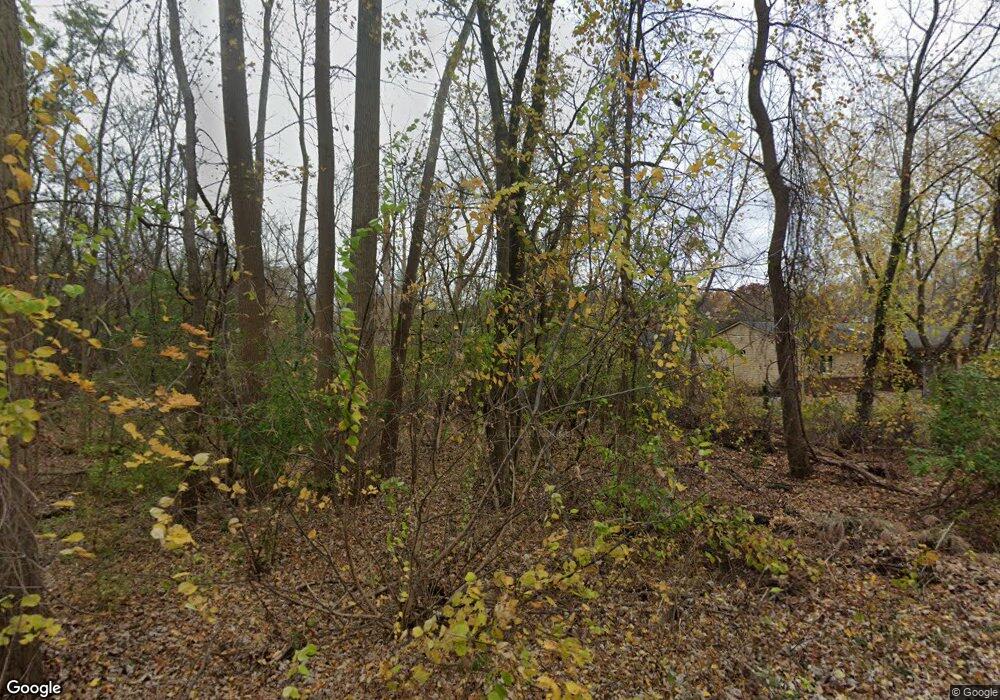 3964 Clubview Ave, West Bloomfield, MI 48324 - photo 1