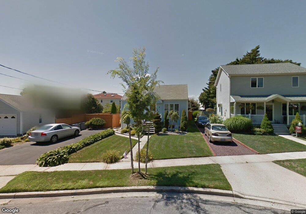 6 Lexington Ave, Bethpage, NY 11714 - photo 1