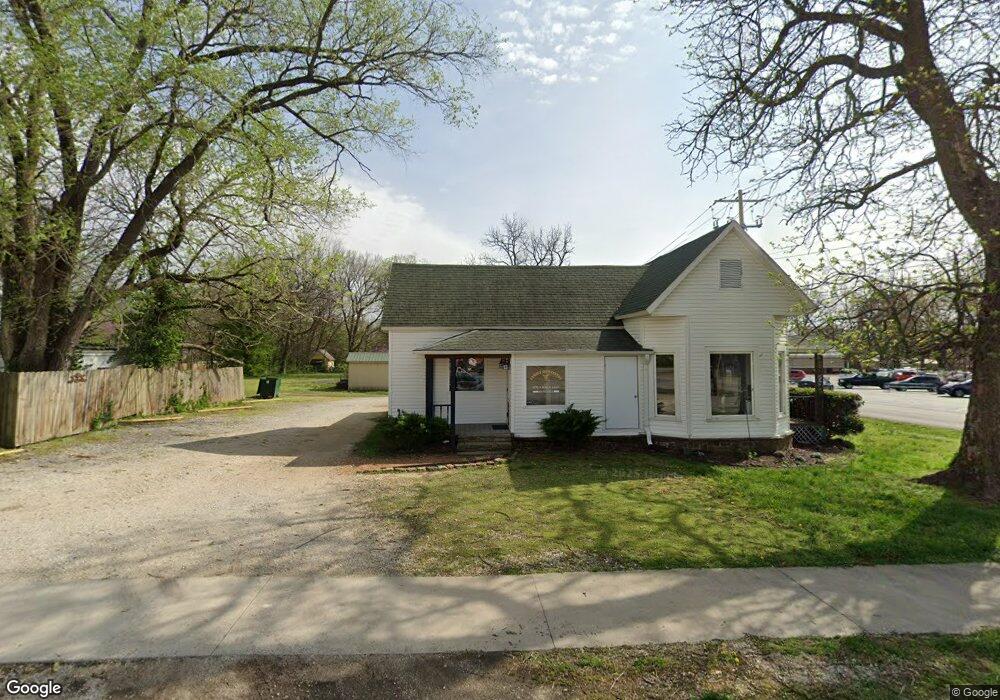 401 E Buchanan St, Prairie Grove, AR 72753 - photo 1