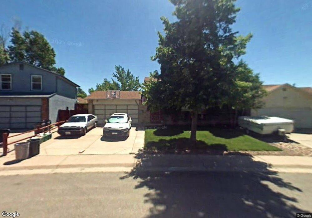 4032 S Flanders Way, Aurora, CO 80013 - photo 1