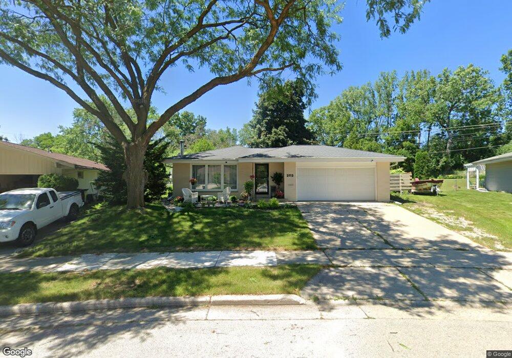 2112 Empire Dr, Waukesha, WI 53186 - photo 1