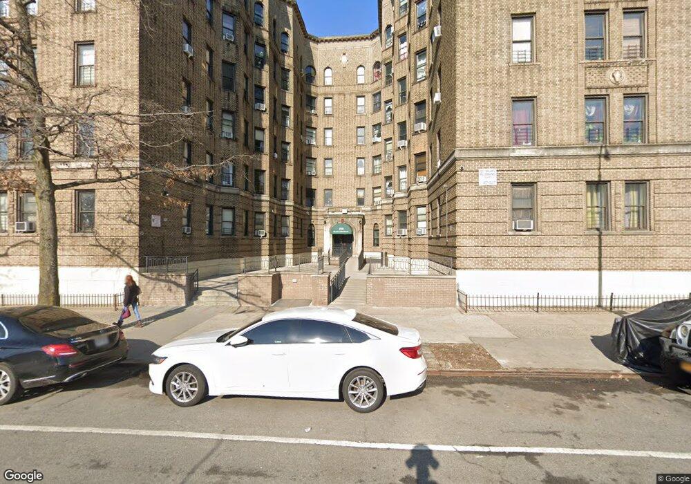 2701 Grand Concourse unit 2-D, Bronx, NY 10468 - photo 1