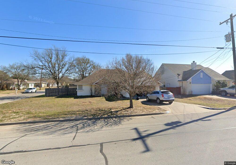 801 Charles St, Weatherford, TX 76086 - photo 1