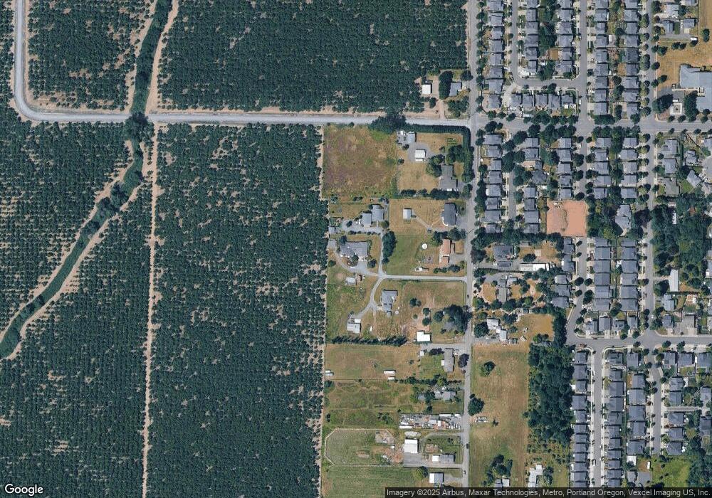 2033 NE Chehalem Dr, Newberg, OR 97132 - photo 1