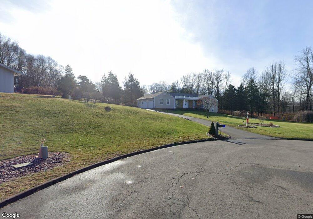 40 Juniper Ln W, Glastonbury, CT 06033 - photo 1