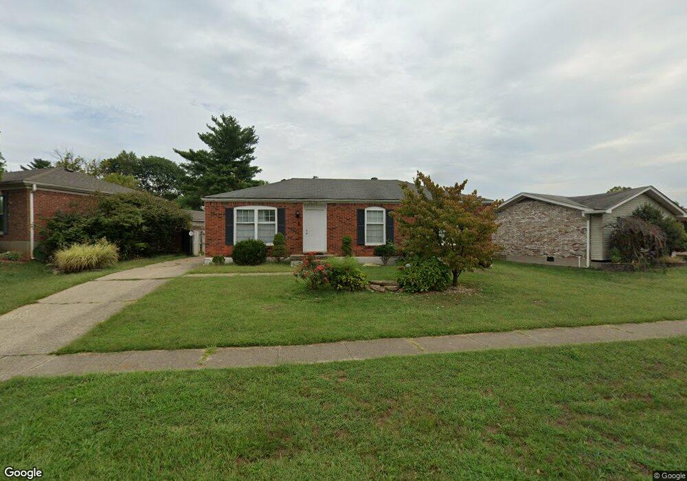 8409 Cloverport Dr, Louisville, KY 40228 - photo 1