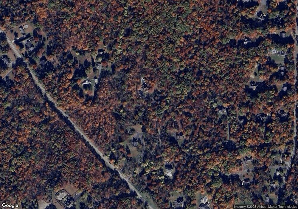 688 Fostertown Rd, Wallkill, NY 12589 - photo 1