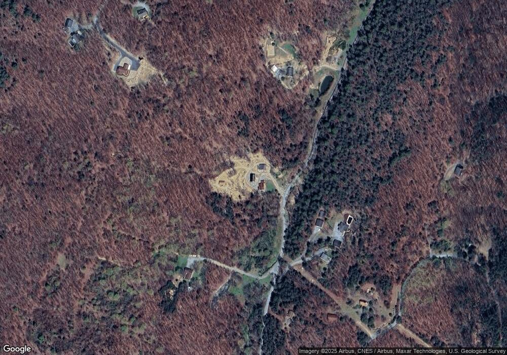 578 Mccoy Rd, Berkeley Springs, WV 25411 - photo 1