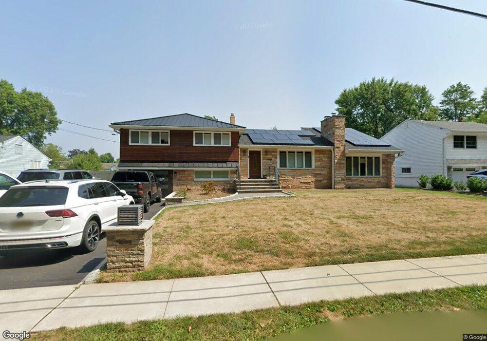 234 Carletta Ct, Paramus, NJ 07652 - photo 1