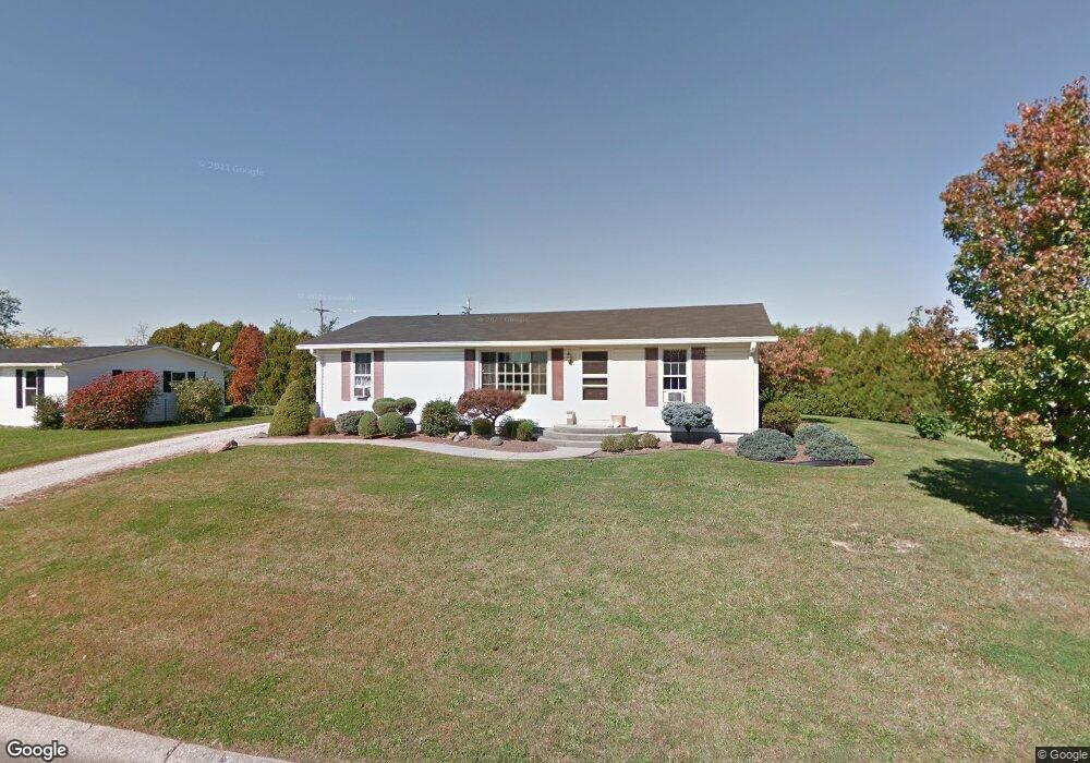 201 Pheasant Run Dr, Batesville, IN 47006 - photo 1