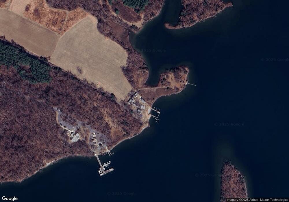 740 Contees Wharf Rd, Edgewater, MD 21037 - photo 1