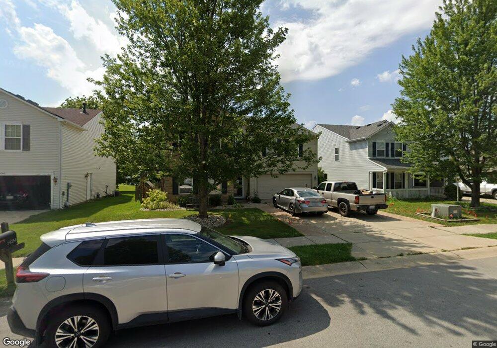 14254 Holly Berry Cir, Fishers, IN 46038 - photo 1